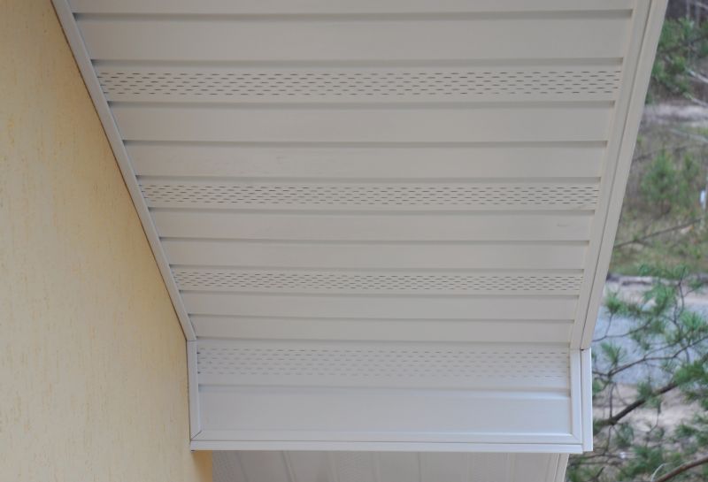 Fascia and soffit painting